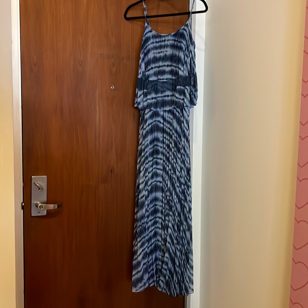 🚫SOLD🚫 BCBG Generation Sun Dress